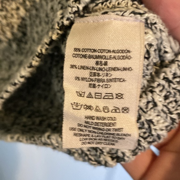 Free People Sweater - Picture 2 of 2